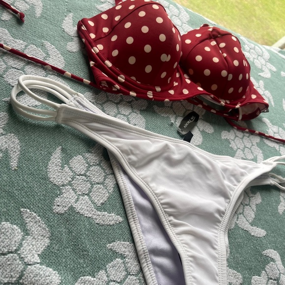 NWT Two Piece Bikini Set Adore me 32DD  Bikini Bra top/ XL White Bikini Bottoms - Picture 4 of 13
